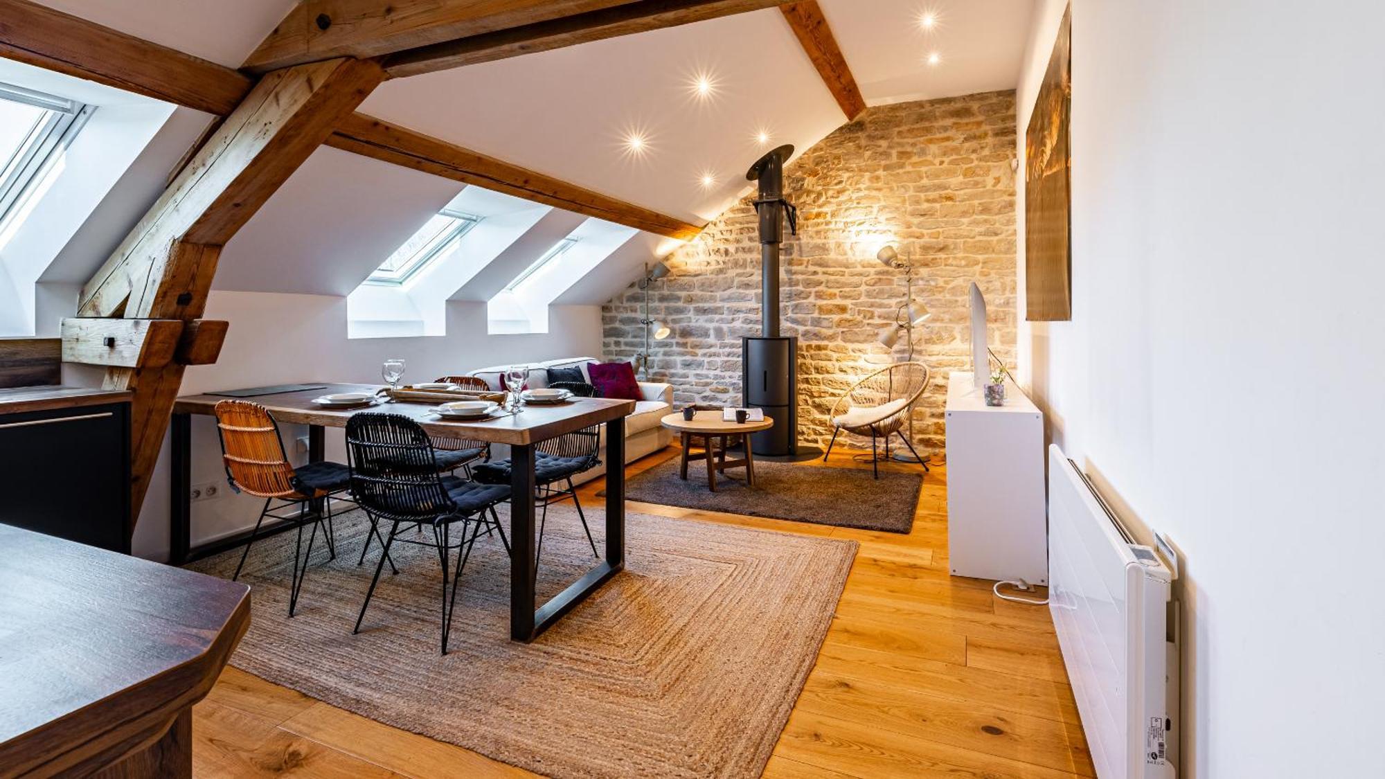 Sous Les Toits De Fleury Apartment Дижон Екстериор снимка